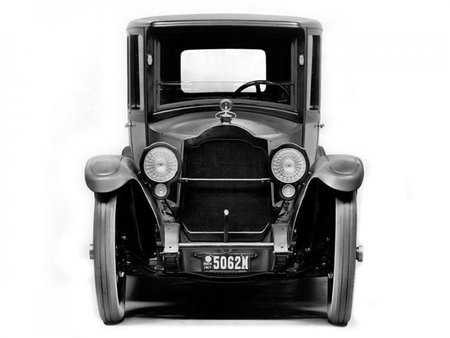  Packard Twin Six Imperial Limousine 1918 года  (фото 1 из 1)